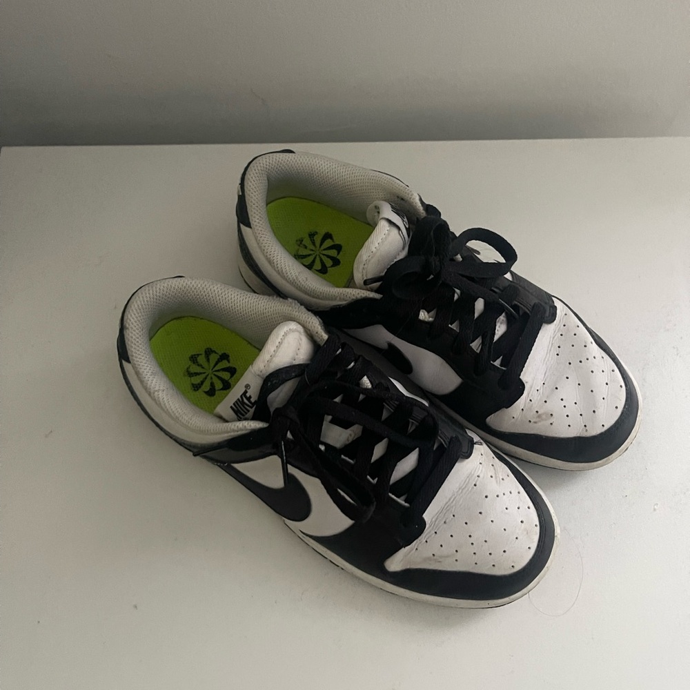 Nike Dunks - Picture 2 of 3